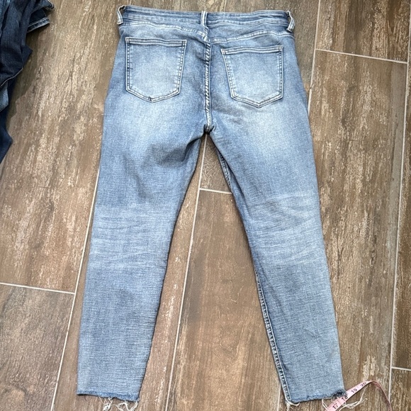 Pistola Light Blue Ankle Jeans - Picture 10 of 10